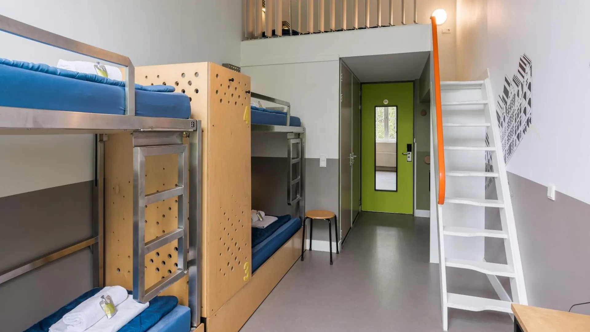 Stayokay Hostel Amsterdam Oost 0*,