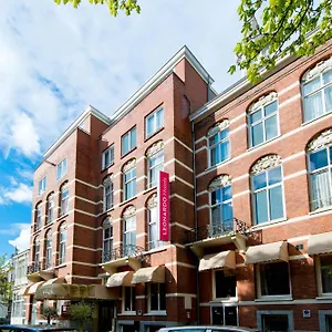 **** Szálloda Leonardo Center Hollandia