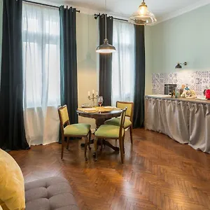 Good Living Aparthotel Bukarest